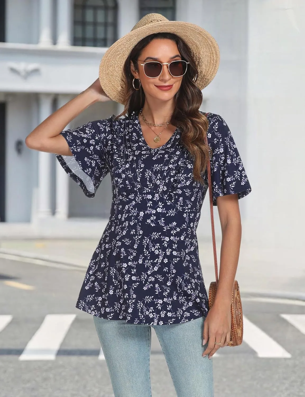 AIMCOO Womens Tunic Tops Short Sleeve Summer Tops Dressy Casual Blouses 2025 V Neck Floral Ruffle Hem Top Shirts