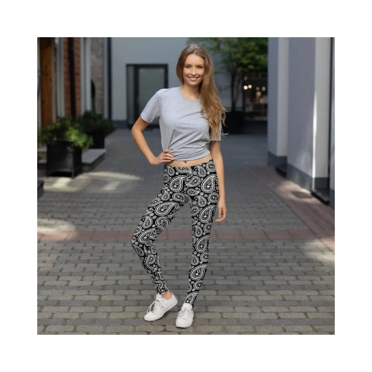 Black & White Paisley Leggings