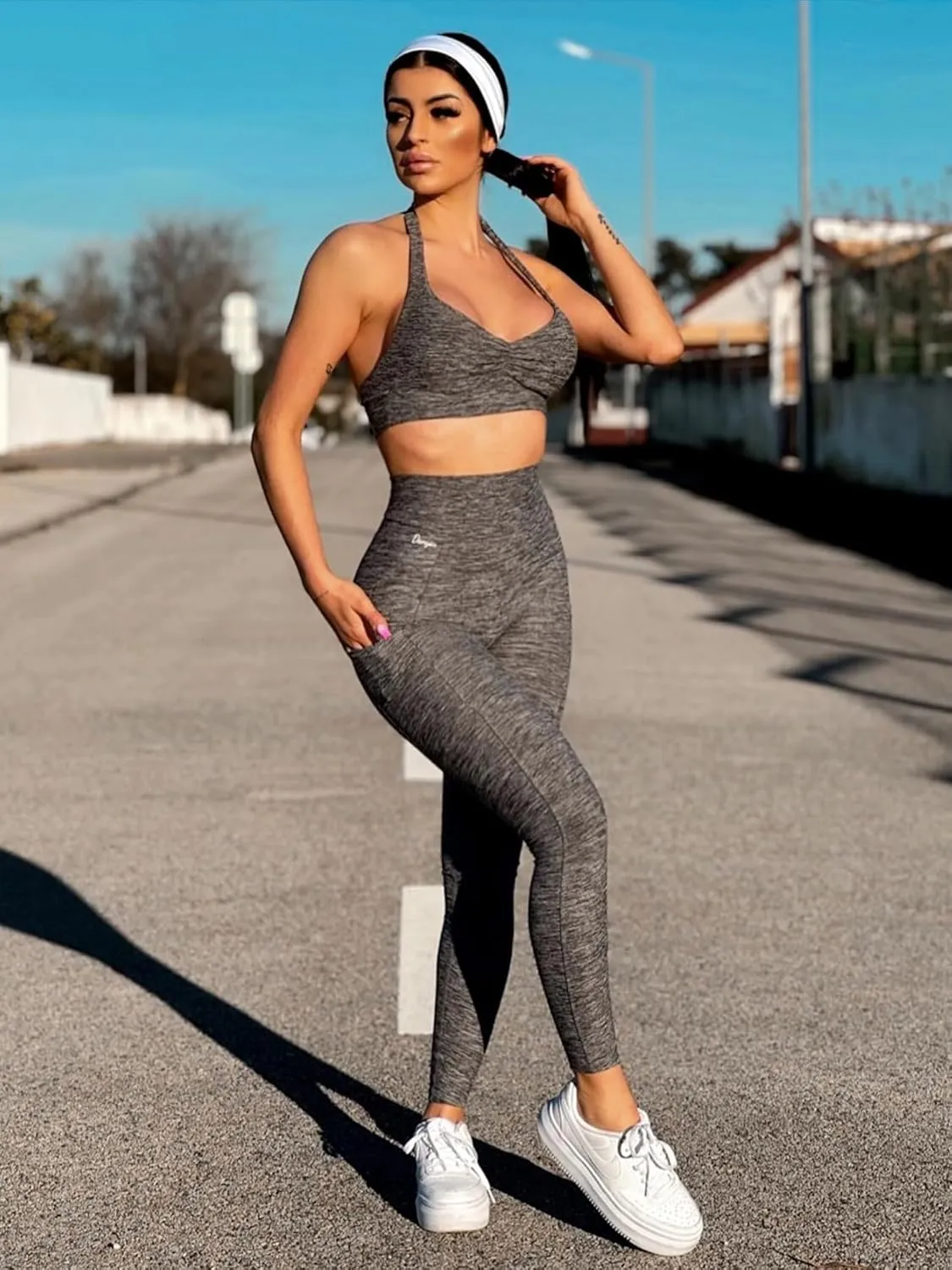 Danysu V Back Scrunch Butt Leggings for Women Soft High Waisted Booty Tights Workout Gym Yoga Pants