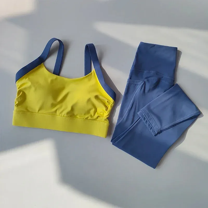 High-Intensity Color Block Yoga Set - 2PCS Cross Back Sports Bra & High-Waist Hip-Lift Leggings for Fitness
