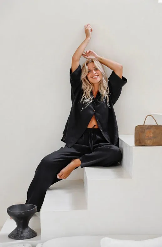 Long Sleeve Linen Pajama Aveira in Black